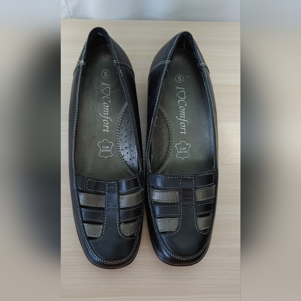 I Love Comfort Loafers  Size 5